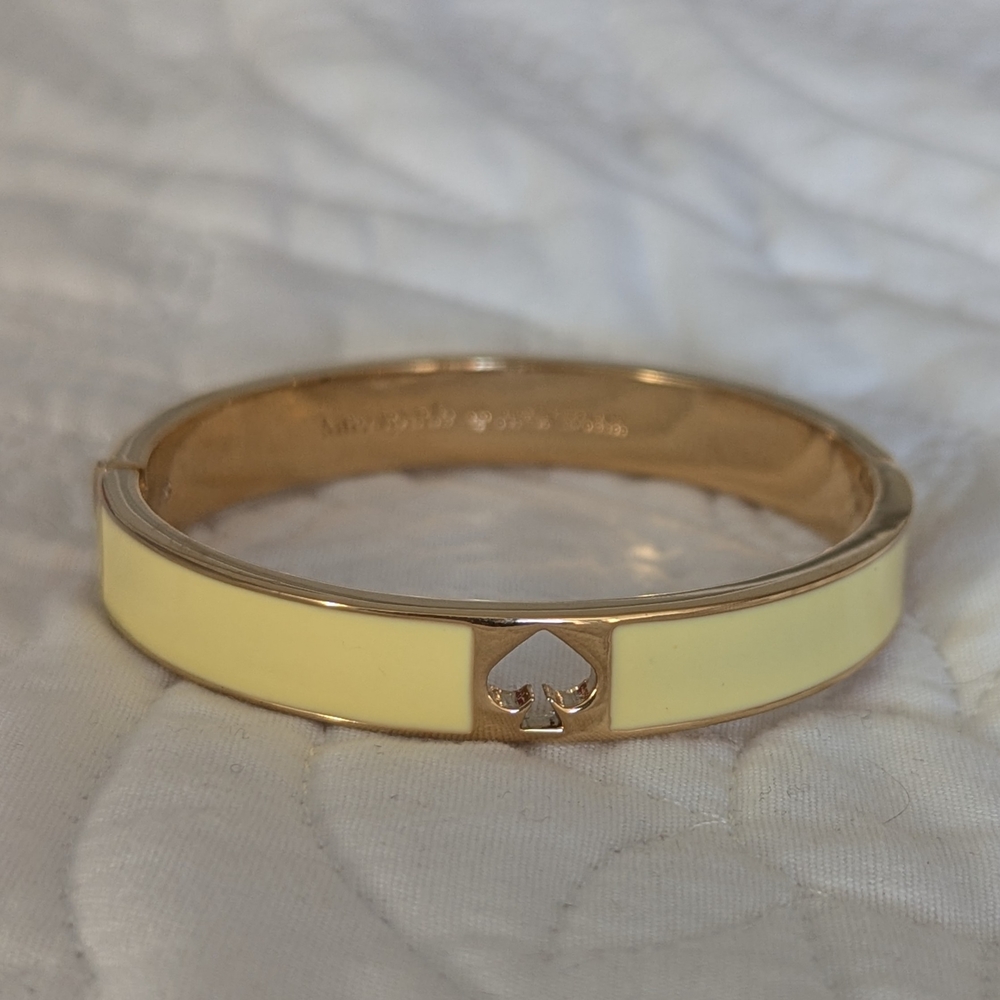 Kate Spade New York Yellow Enamel & Gold Tone Bangle Bracelet - Picture 1 of 5